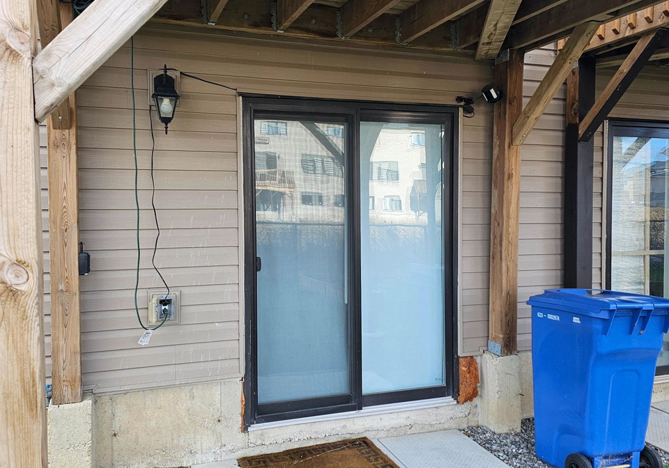 75-vanilla-traillower-thorold-ontario-x12567448