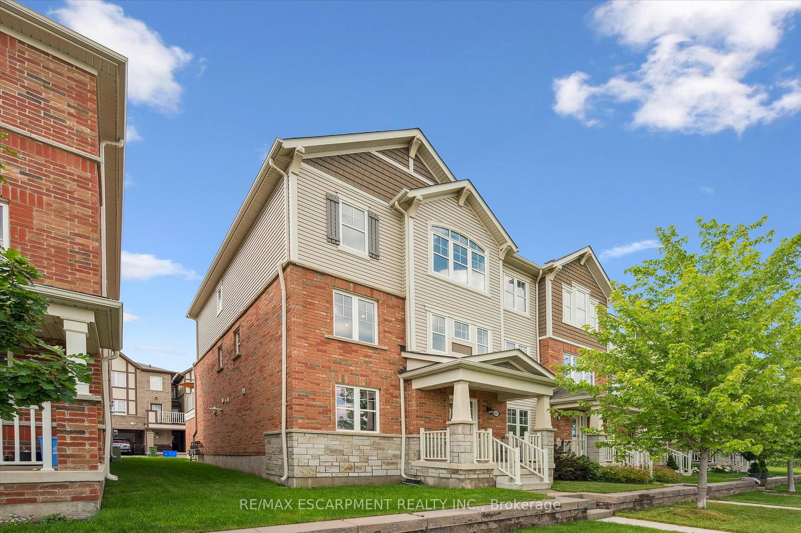 22-spring-creek-drive-hamilton-ontario-x12568136