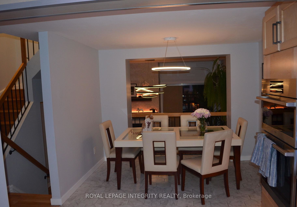 104-esterlawn-private-ottawa-ontario-x12568278