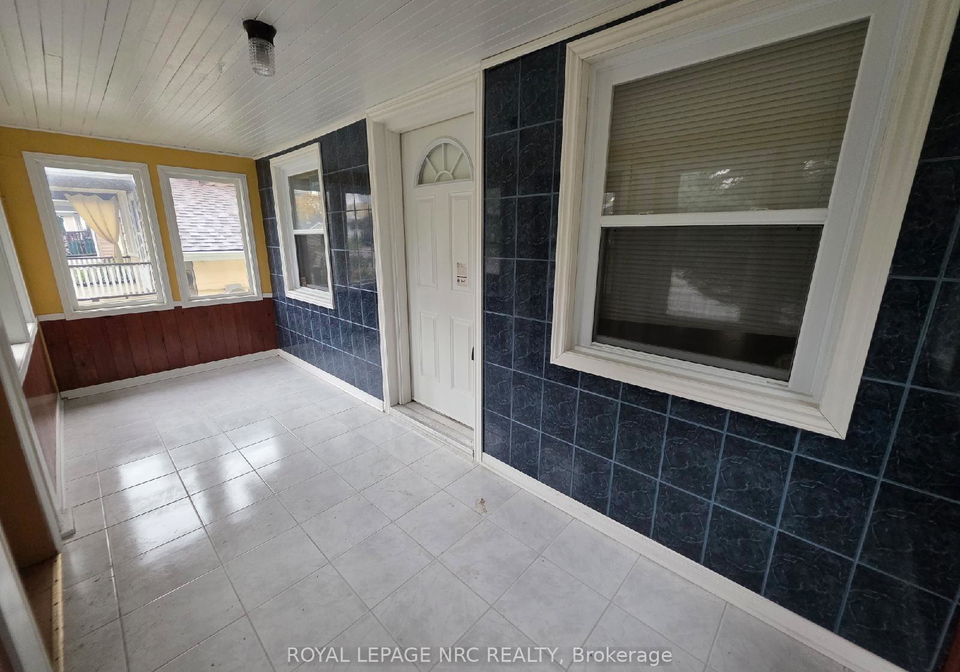 6414-taylor-street-niagara-falls-ontario-x12568978