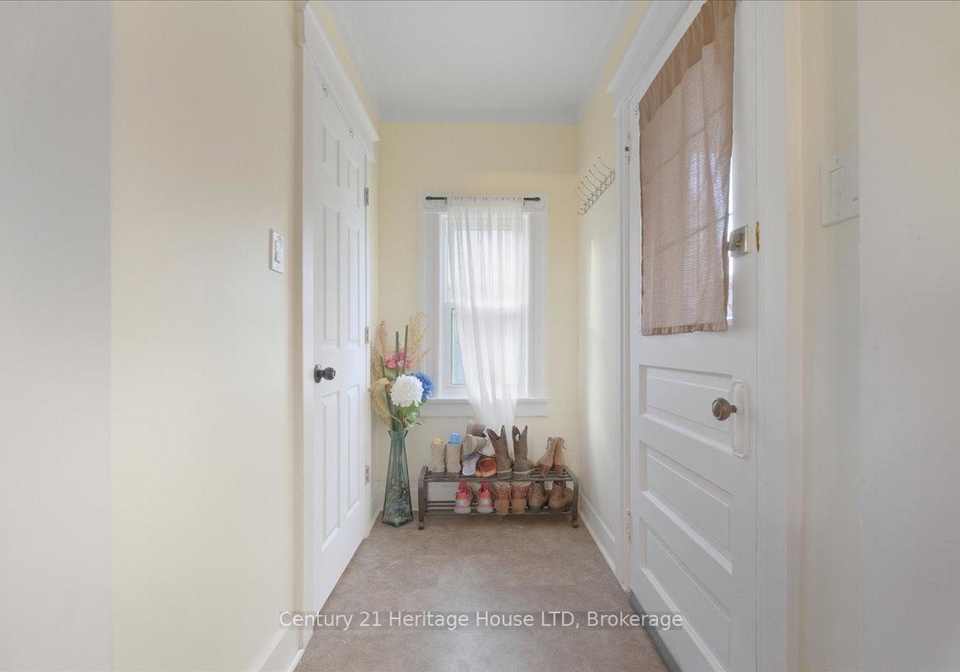 4-cross-street-st-catharines-ontario-x12569548