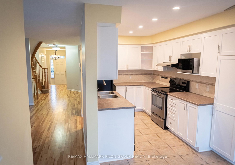 2077-bergamot-circle-ottawa-ontario-x12570888