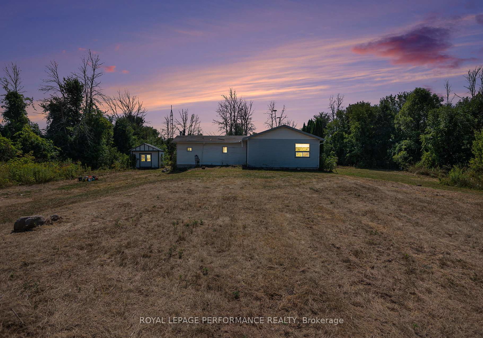 3796-county-road-12-south-stormont-ontario-x12571234
