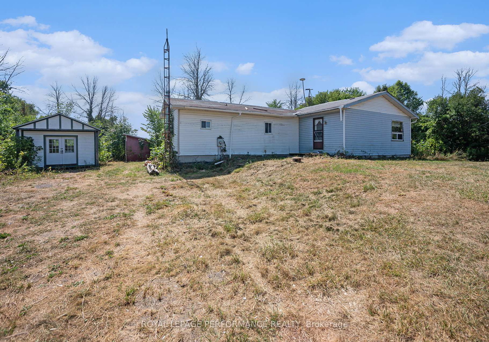 3796-county-road-12-south-stormont-ontario-x12571234