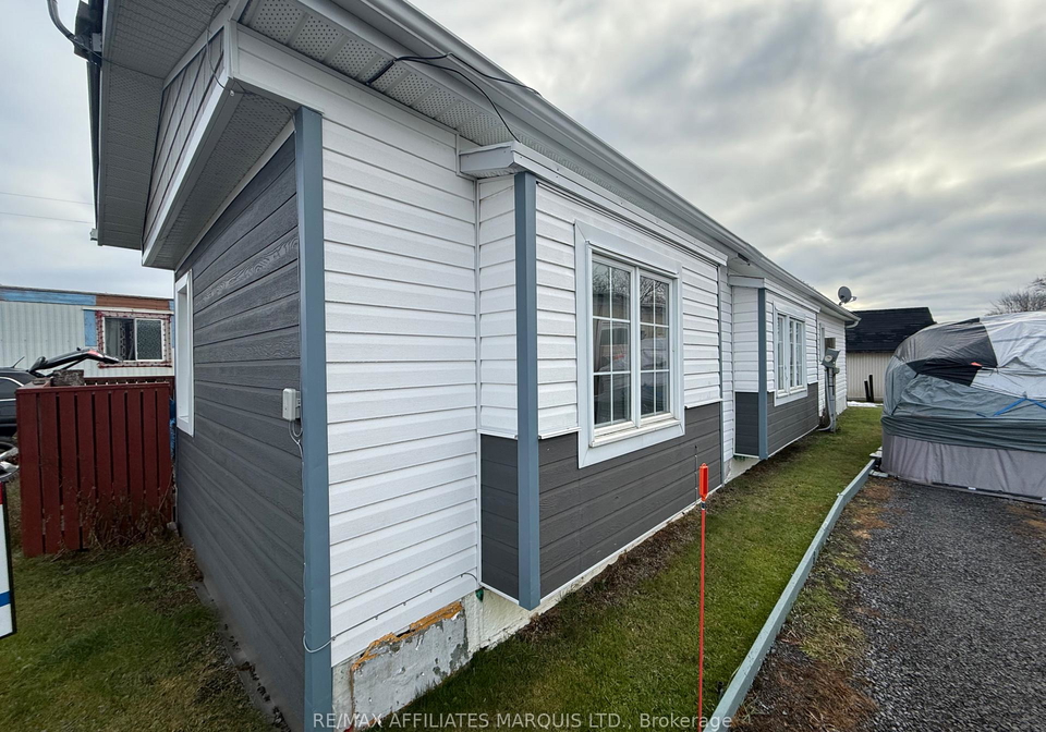 14154-anderson-drive-south-stormont-ontario-x12571298