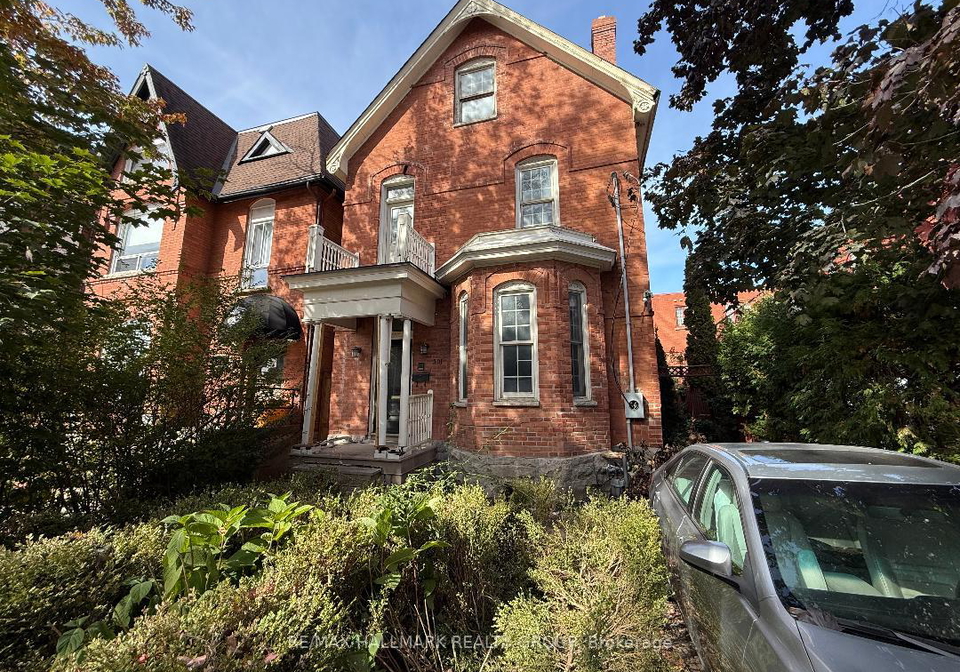 301-waverley-street-ottawa-ontario-x12571310