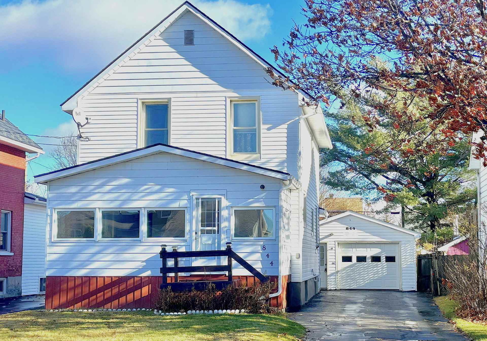 844-queen-street-north-bay-ontario-x12571466