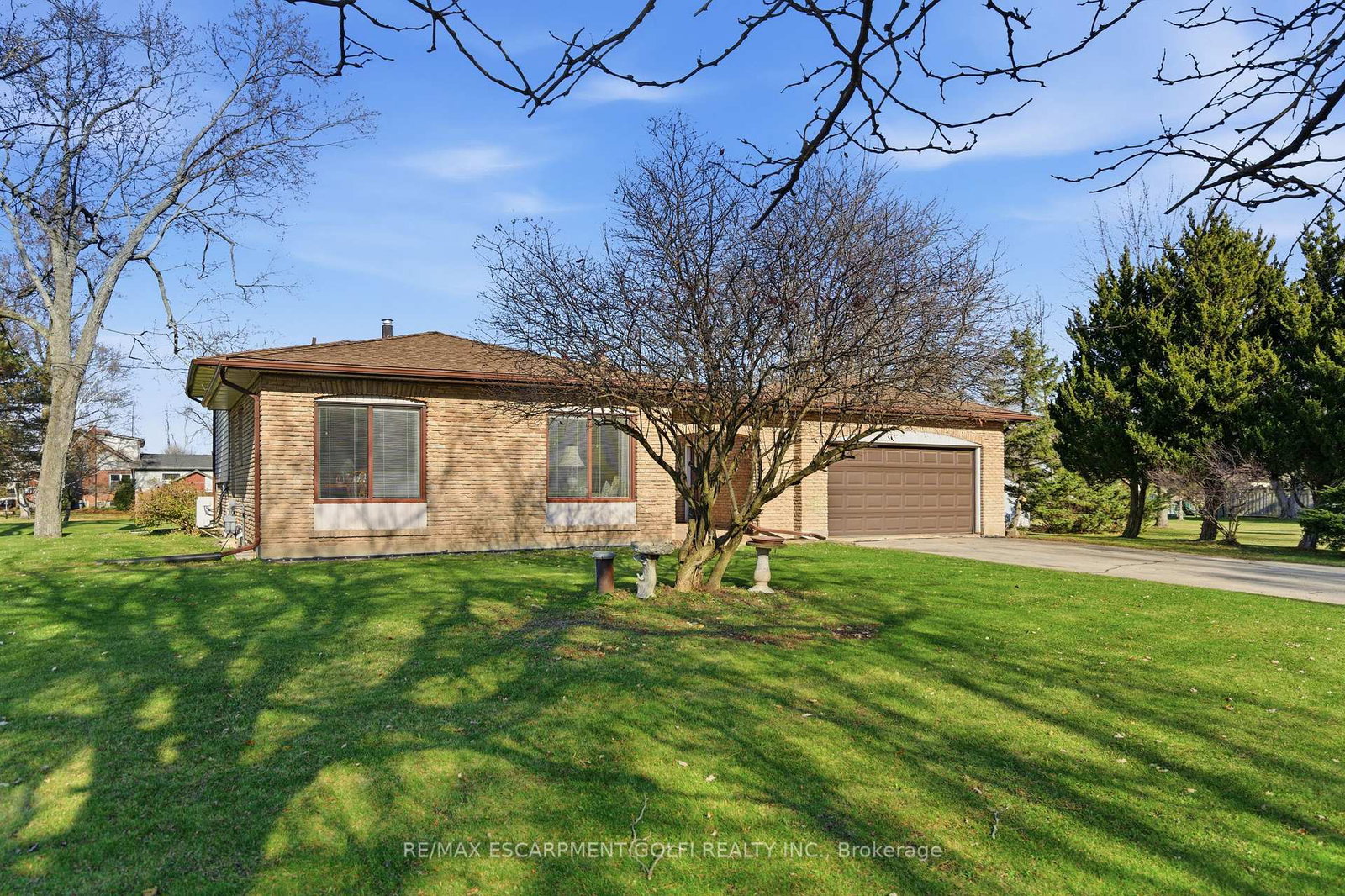 2540-merritt-road-thorold-ontario-x12571644