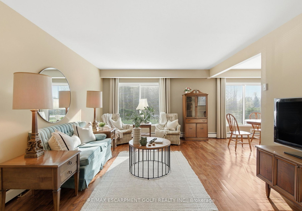 2540-merritt-road-thorold-ontario-x12571644