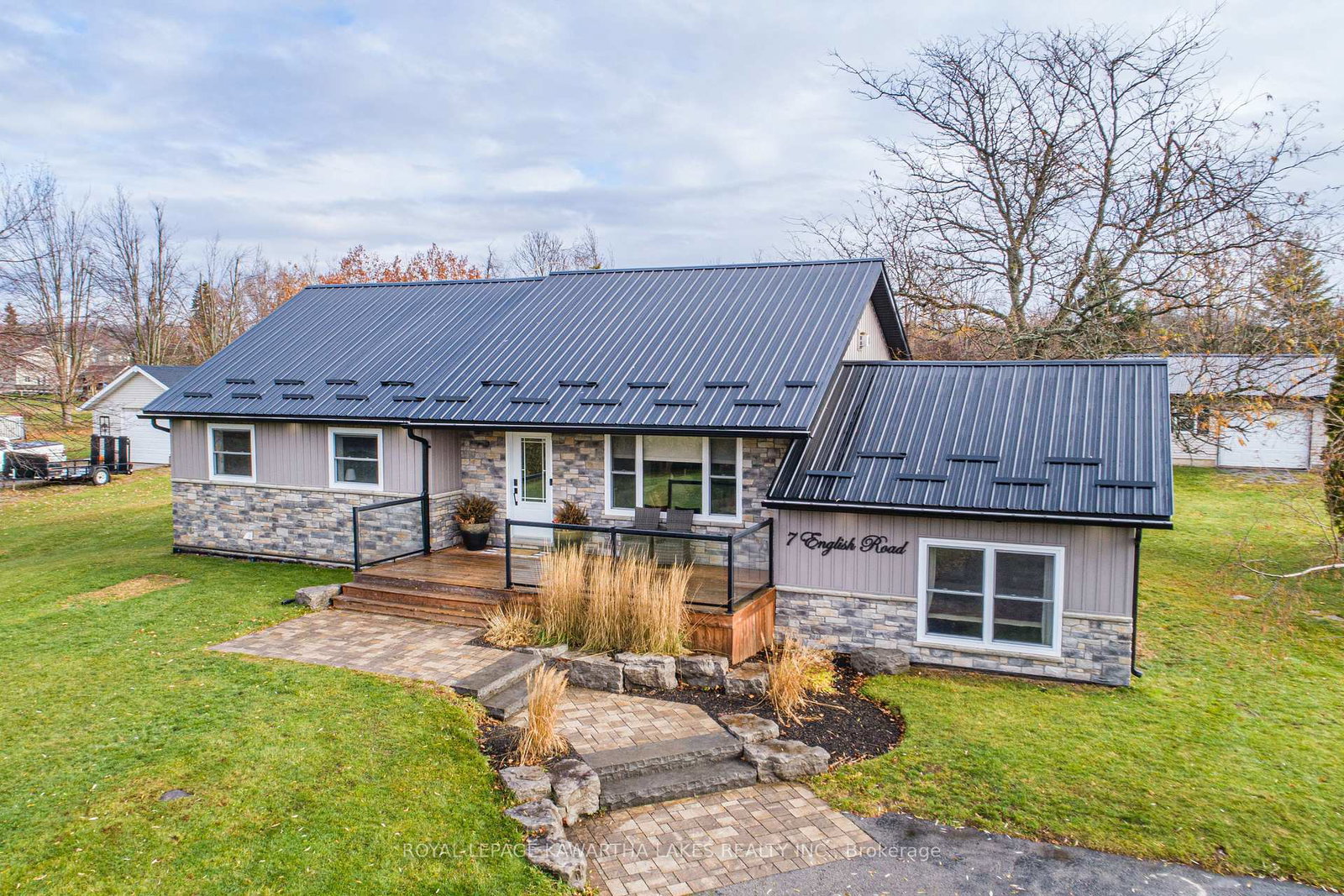 7-english-road-kawartha-lakes-ontario-x12571702