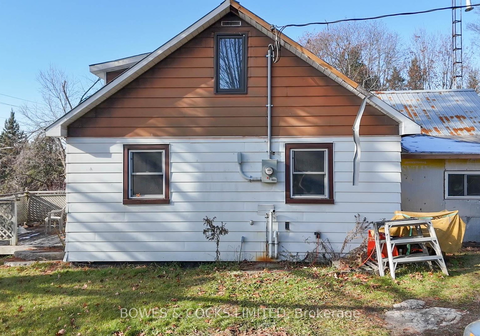 180-county-road-504-north-kawartha-ontario-x12571962