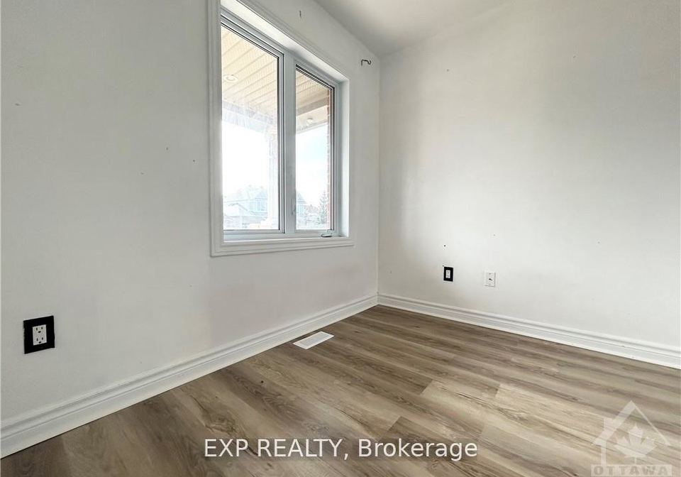 649-clearbrook-drive-ottawa-ontario-x12572338