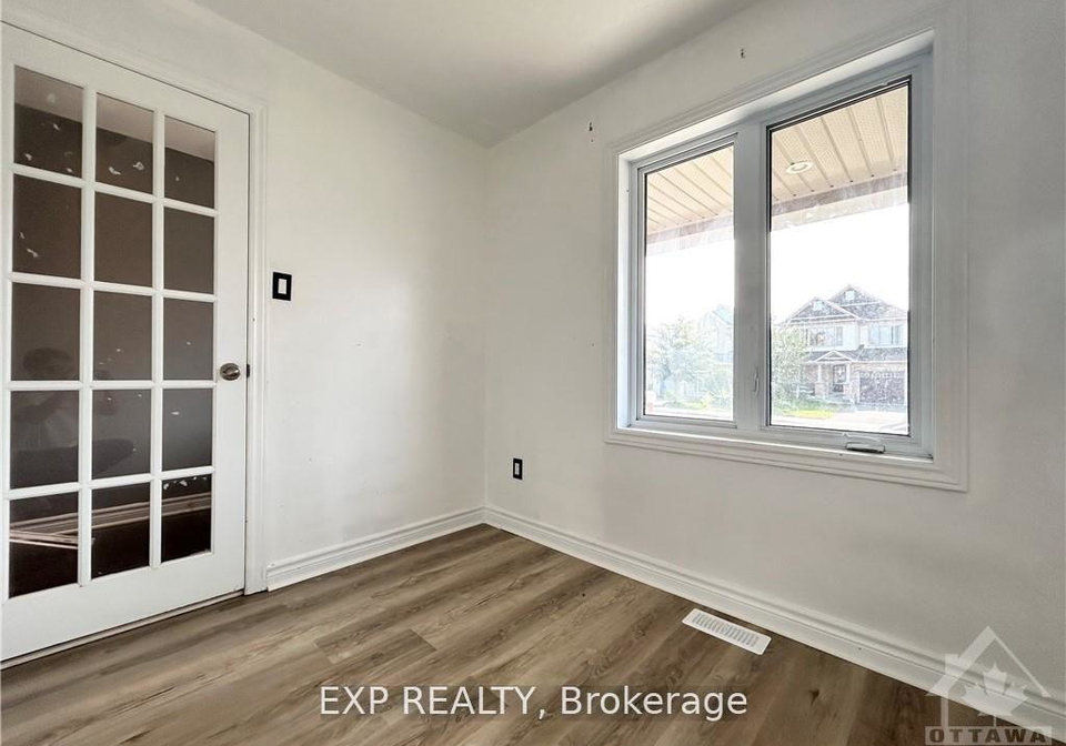 649-clearbrook-drive-ottawa-ontario-x12572338