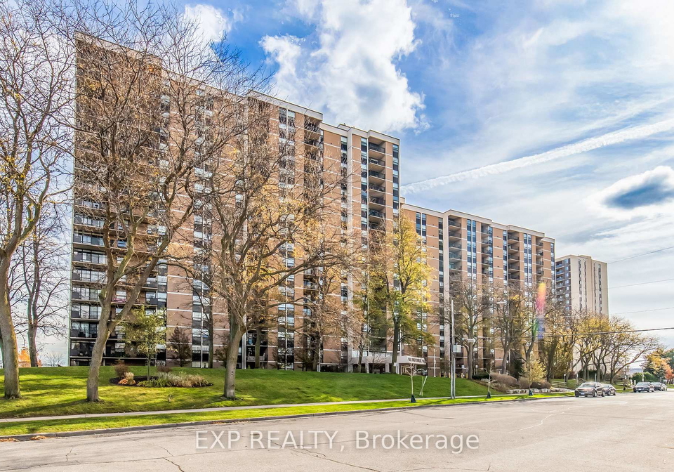 500-green-road-hamilton-ontario-x12572446