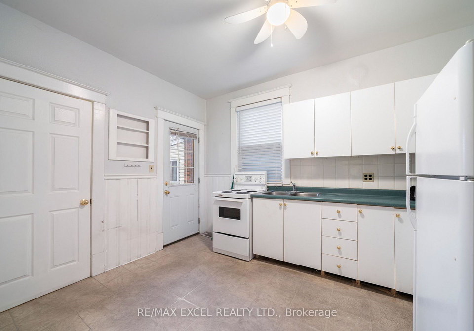 33-edgemont-street-hamilton-ontario-x12572774