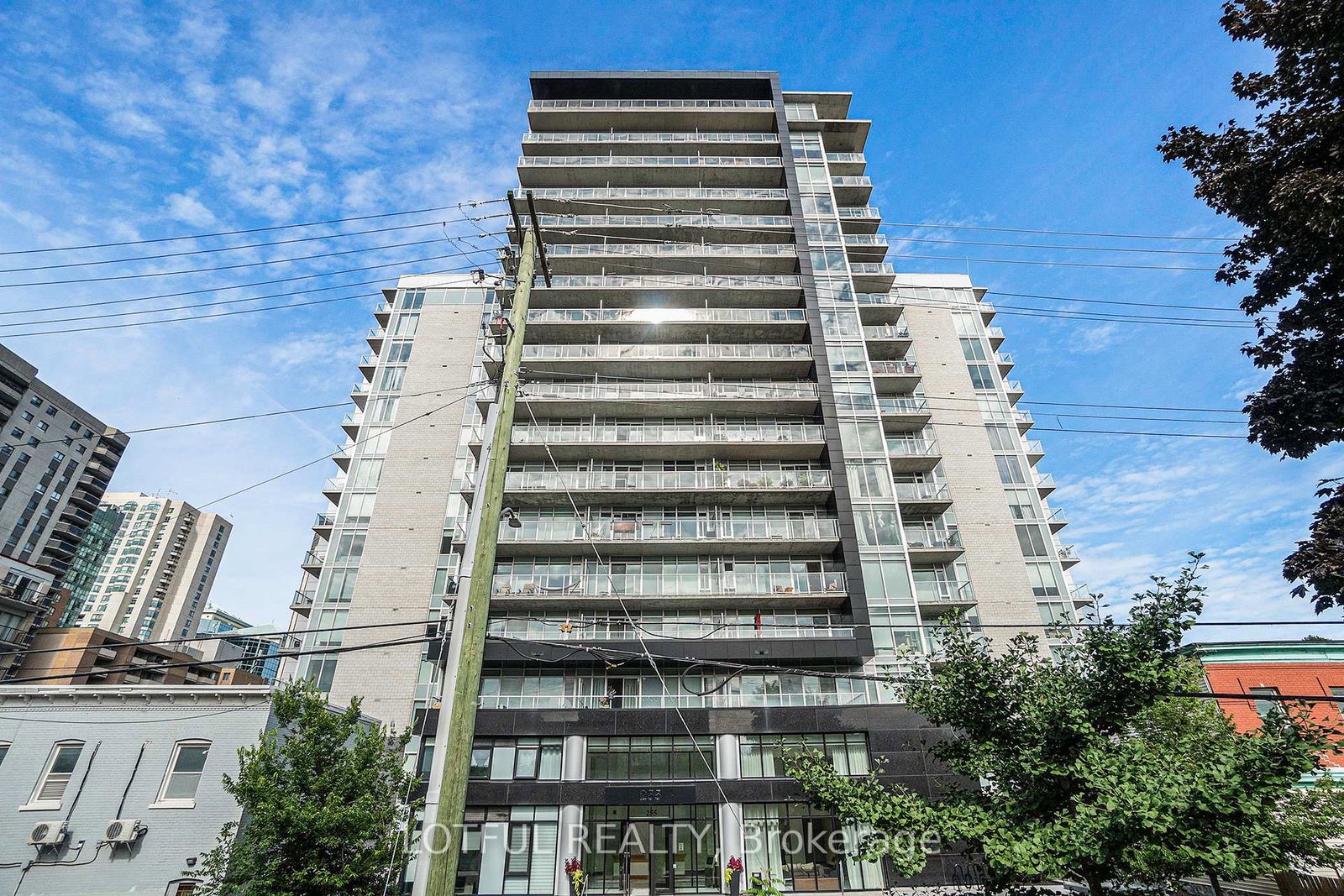 255-bay-street-ottawa-ontario-x12573170