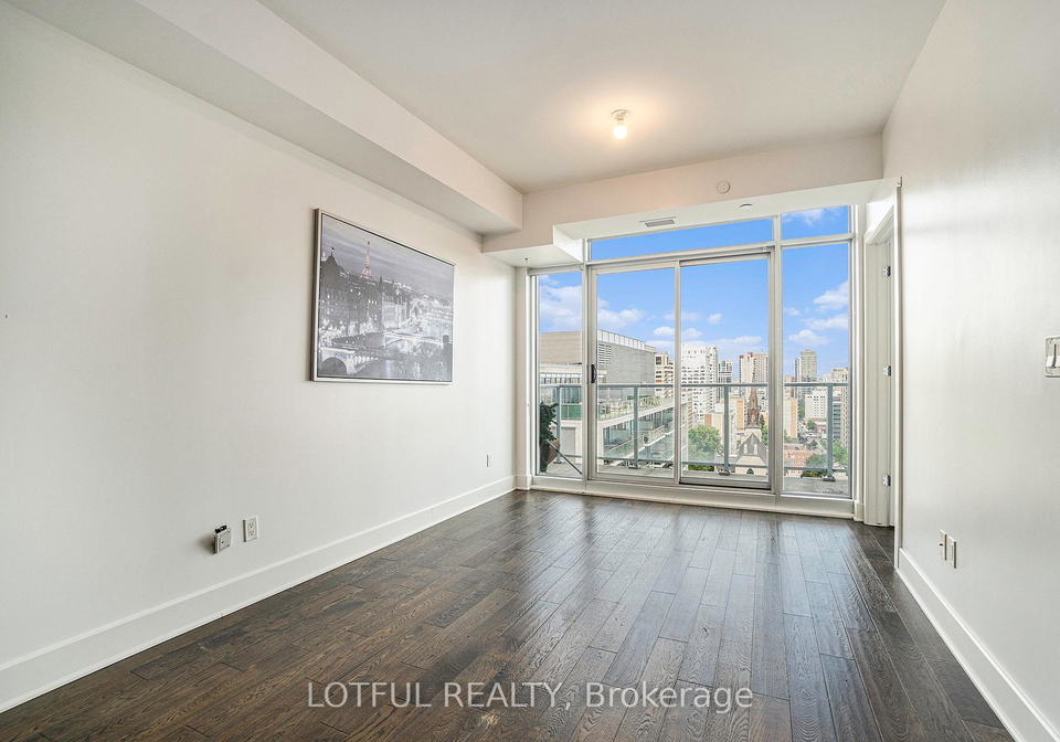 255-bay-street-ottawa-ontario-x12573170