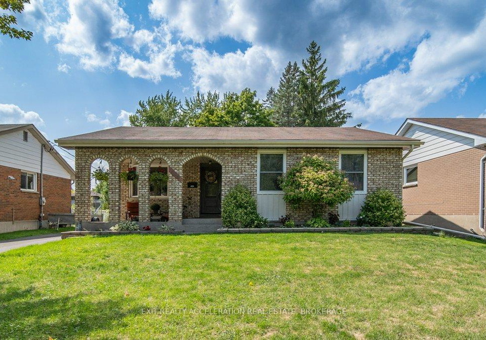 286-barrett-boulevard-greater-napanee-ontario-x12573204