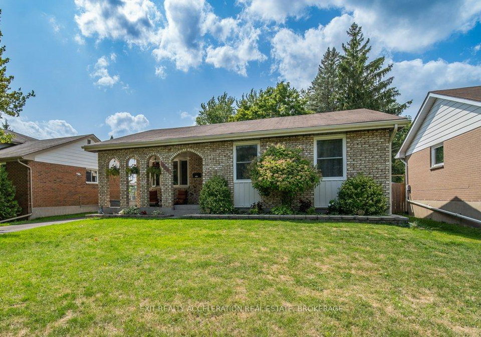 286-barrett-boulevard-greater-napanee-ontario-x12573204
