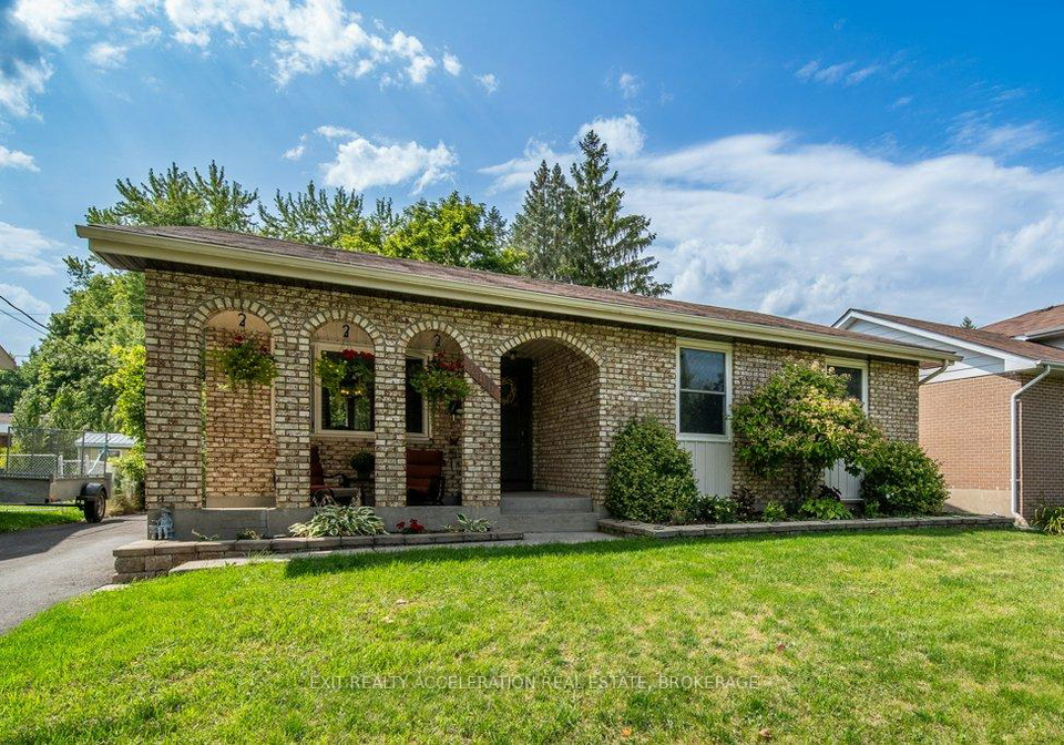 286-barrett-boulevard-greater-napanee-ontario-x12573204