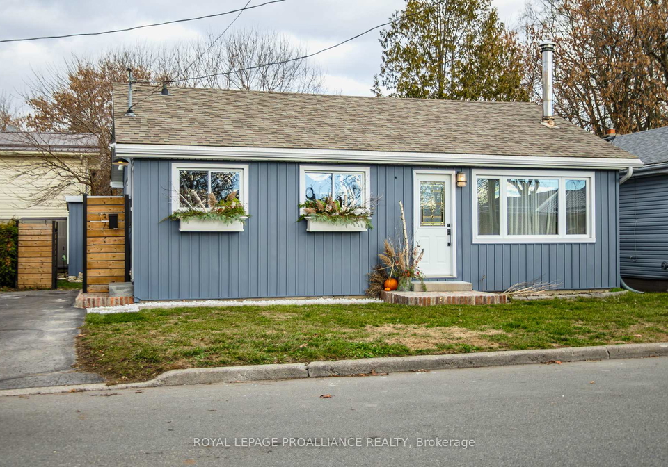 37-leopold-street-quinte-west-ontario-x12573222