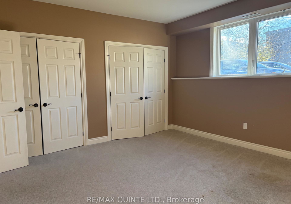 24-grier-street-belleville-ontario-x12573486