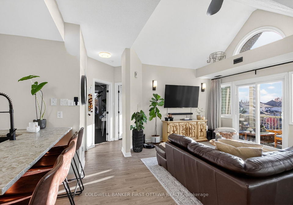 137-oldfield-drive-ottawa-ontario-x12573592