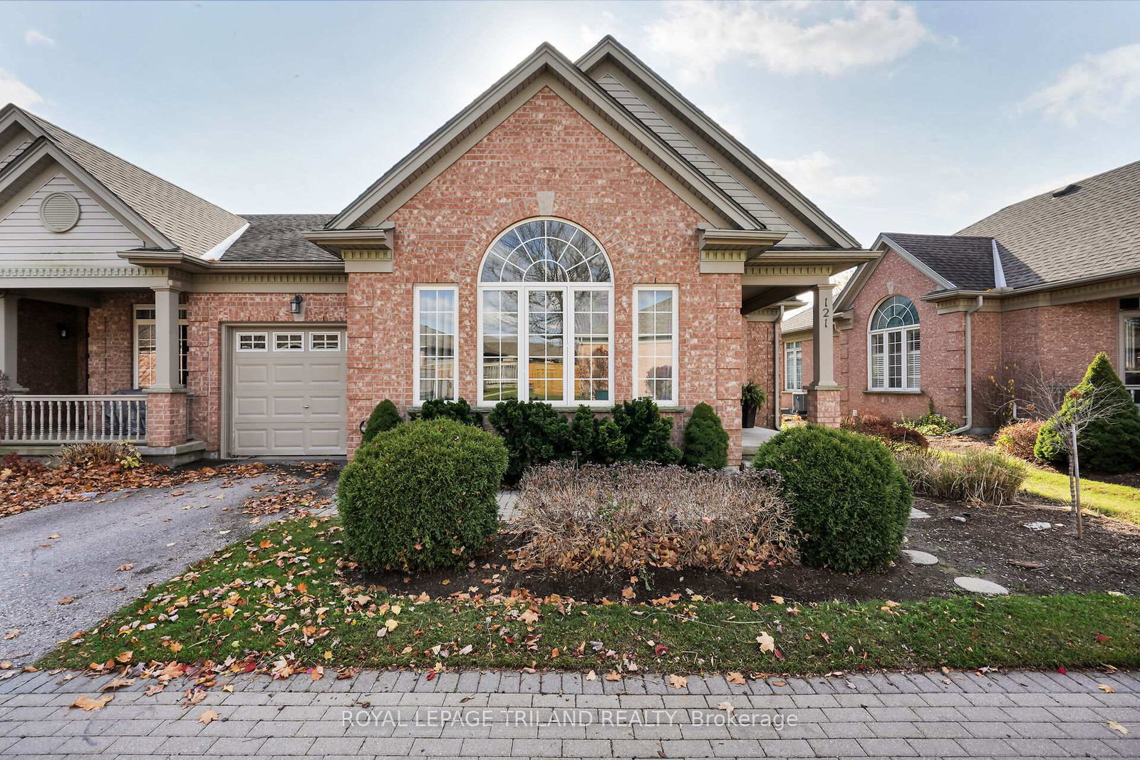 2025-meadowgate-boulevard-london-south-ontario-x12574072