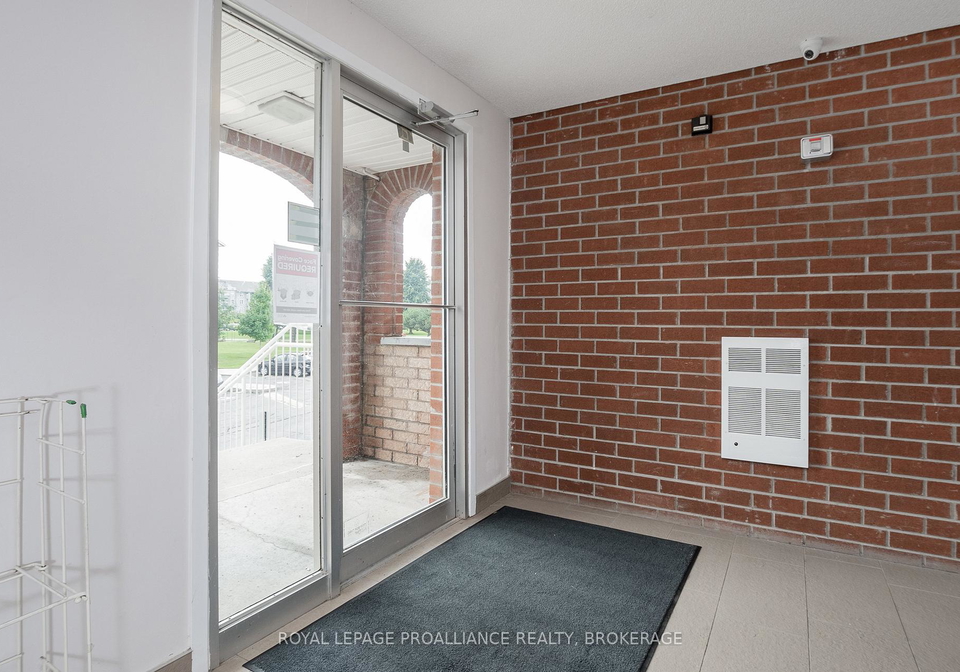580-armstrong-road-kingston-ontario-x12574084