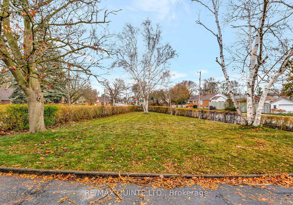 8-greenlawn-avenue-belleville-ontario-x12574114