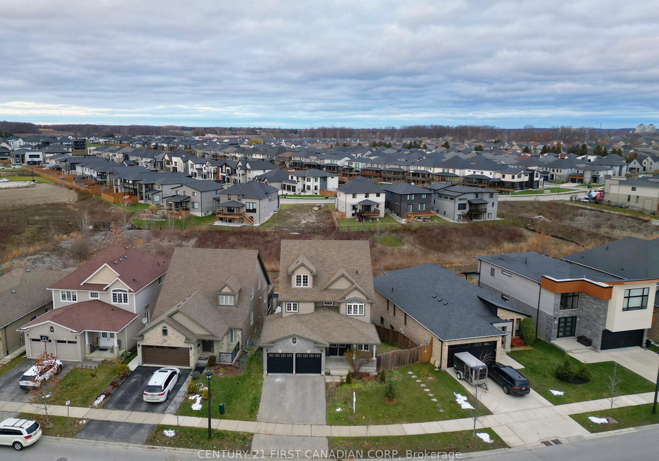 1942-wateroak-drive-london-north-ontario-x12574182
