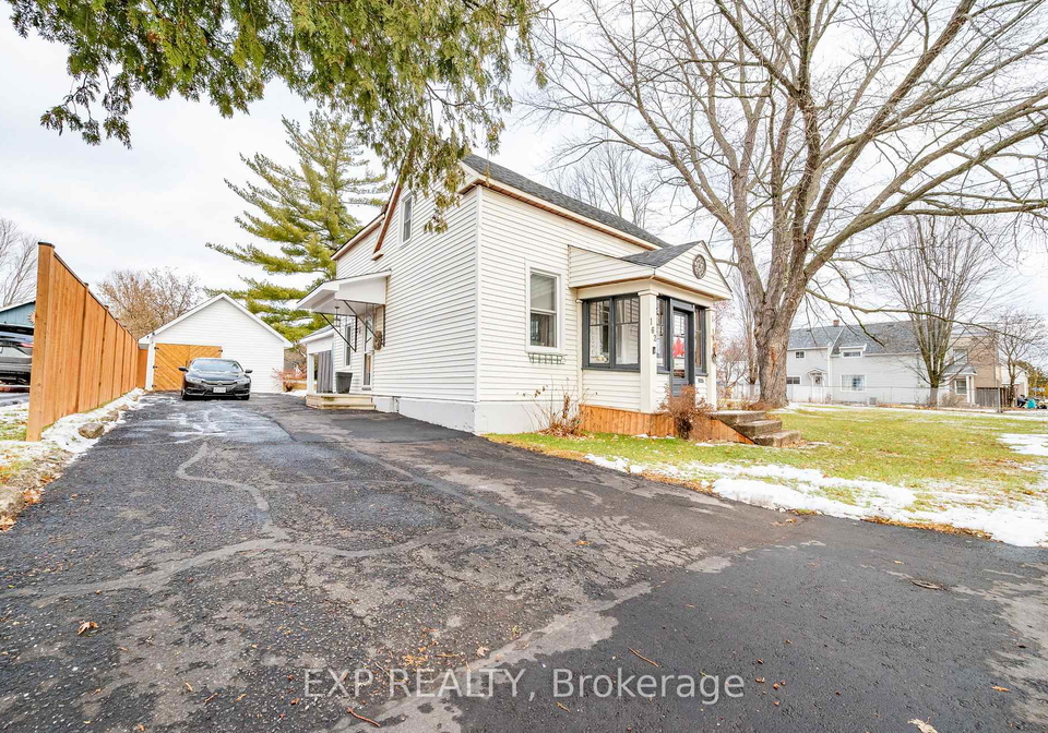 162-hincks-avenue-w-renfrew-ontario-x12574184