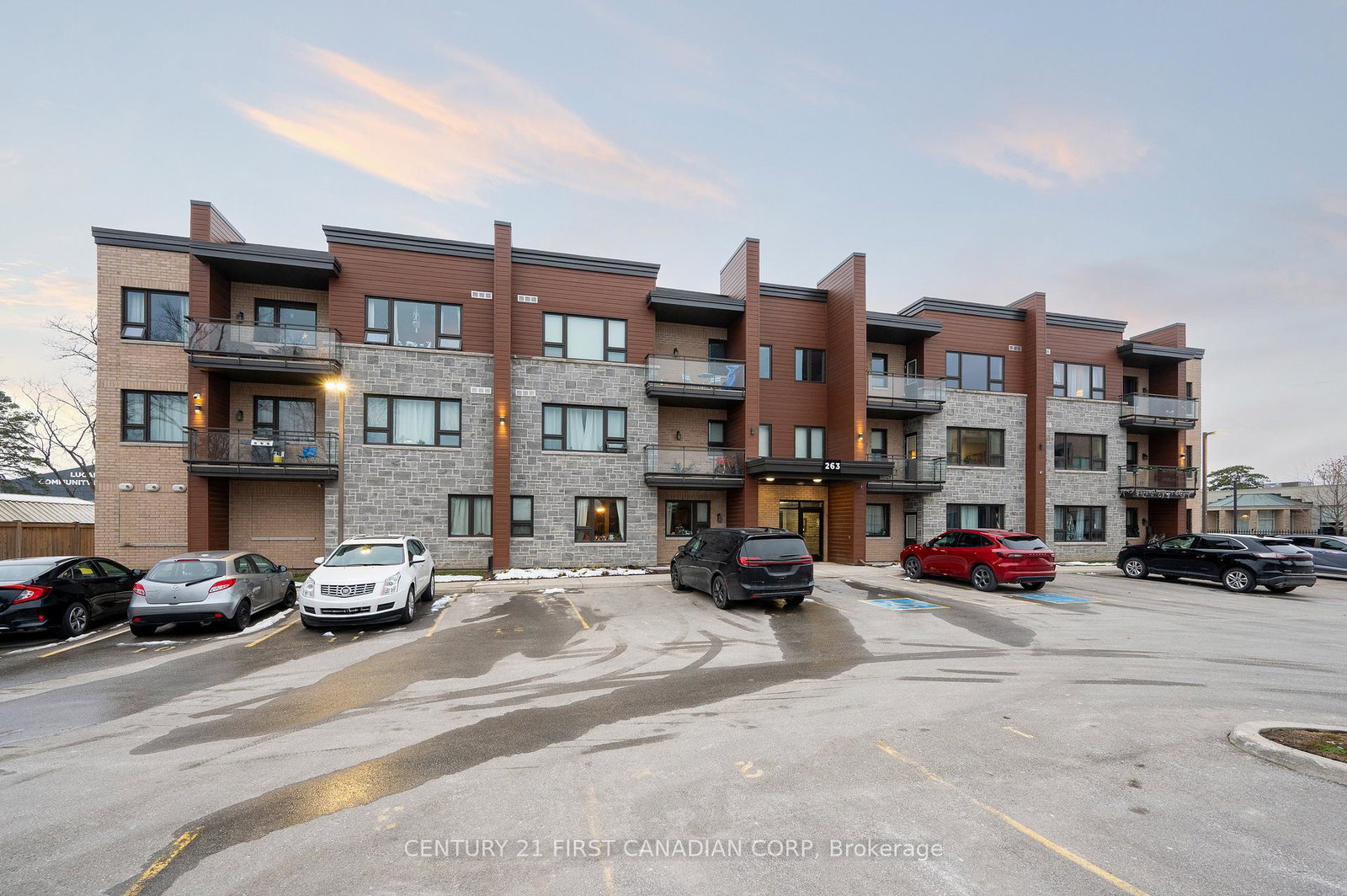 263-butler-street-lucan-biddulph-ontario-x12574342