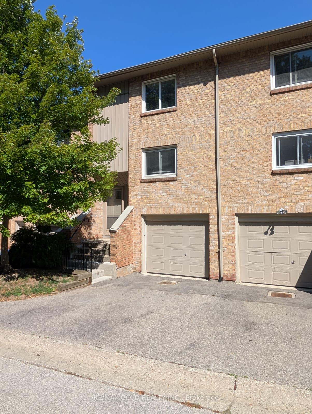 63-fonthill-road-hamilton-ontario-x12574452