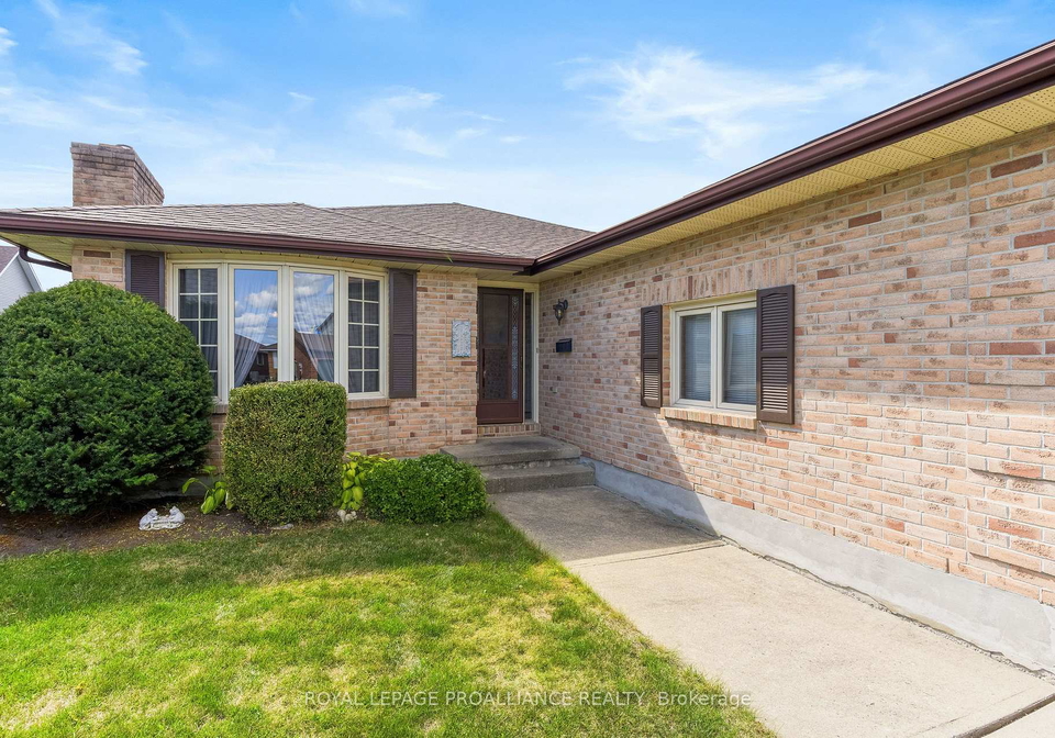 208-beley-street-brockville-ontario-x12574570