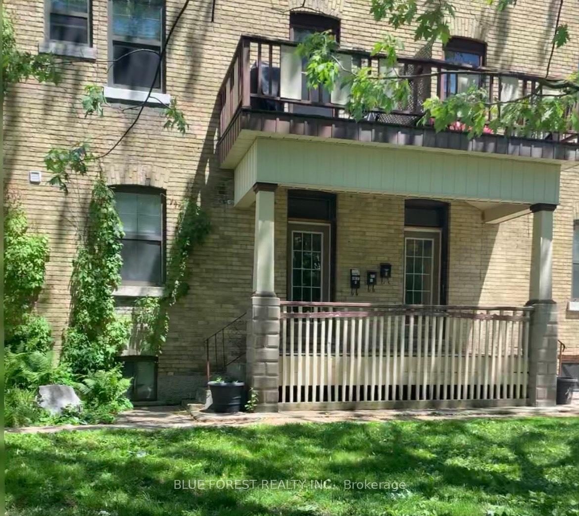 1-waverly-place-london-east-ontario-x12574828