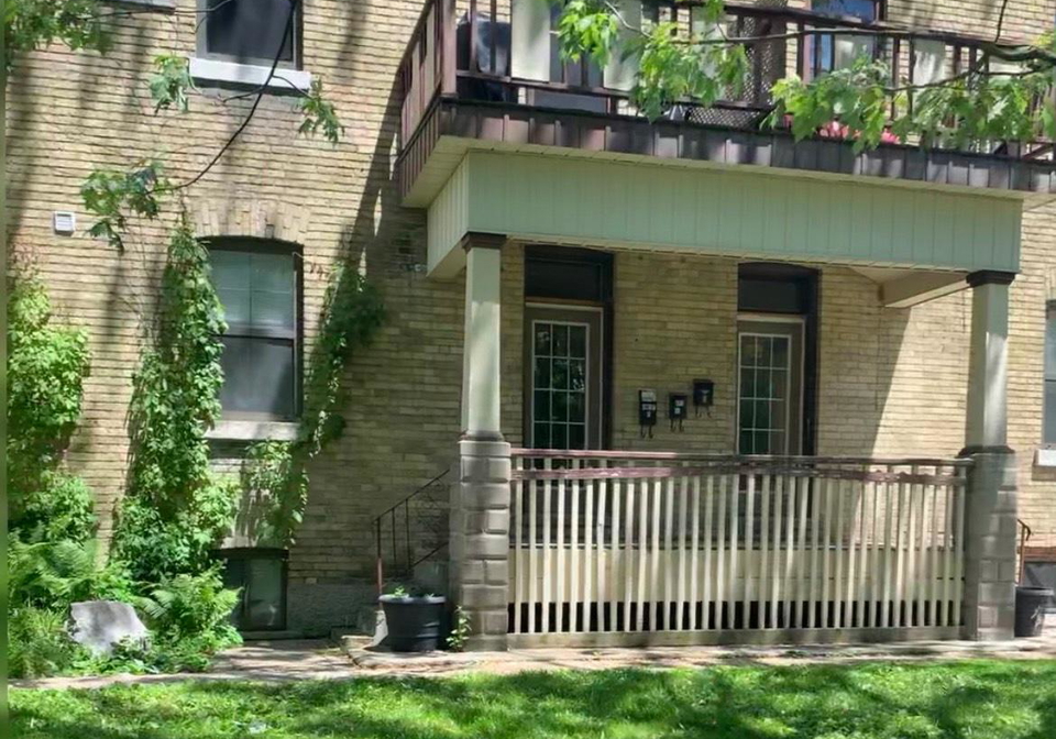 1-waverly-place-london-east-ontario-x12574828