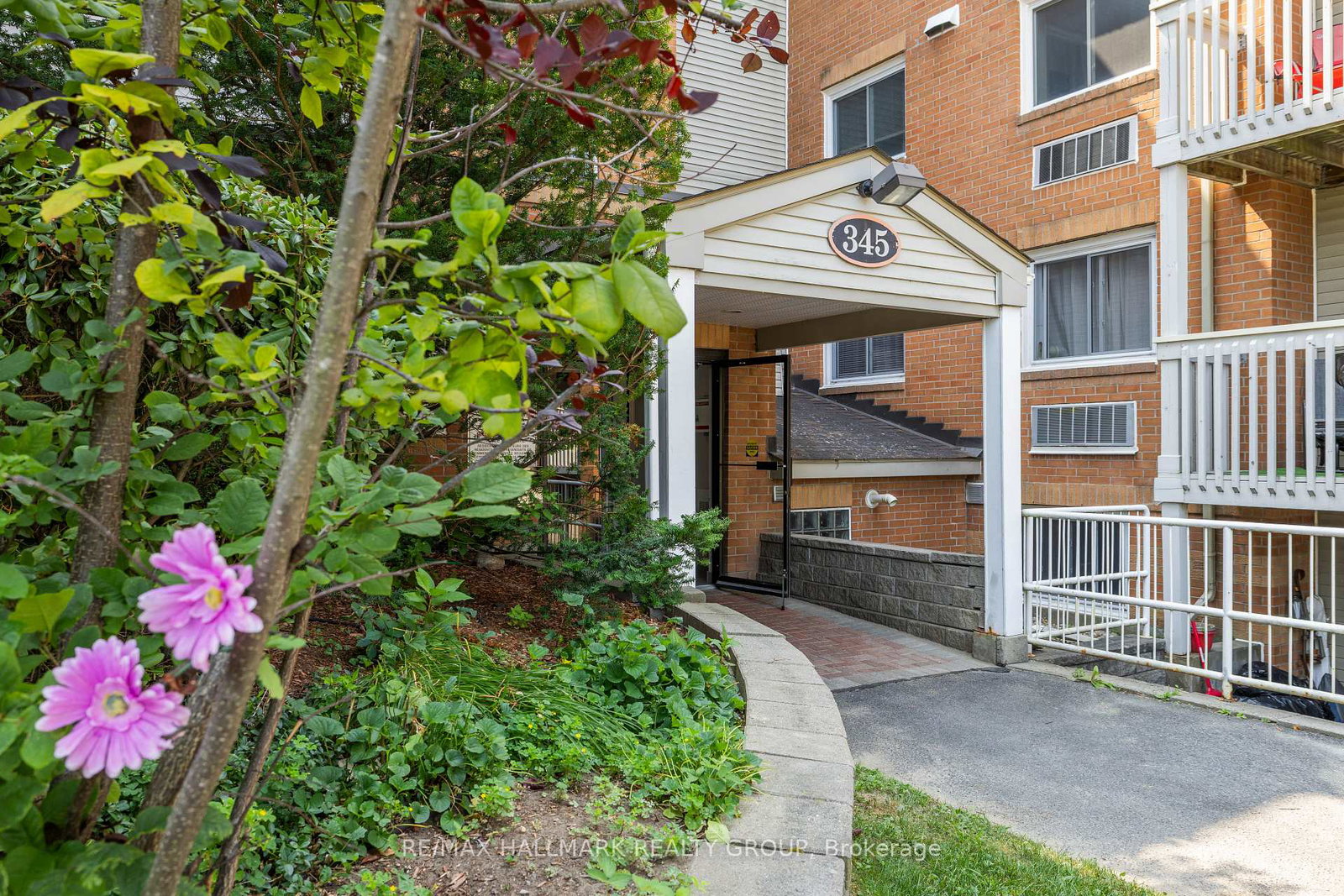 345-centrum-boulevard-orleans-cumberland-and-area-ottawa-ontario-x12575306