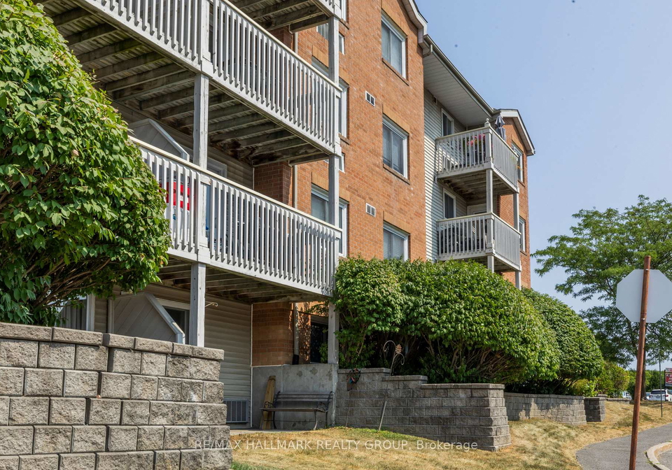 345-centrum-boulevard-orleans-cumberland-and-area-ottawa-ontario-x12575306