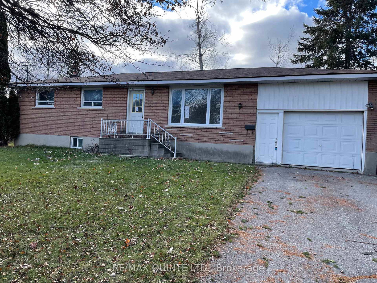 598-frederick-street-selwyn-ontario-x12575624