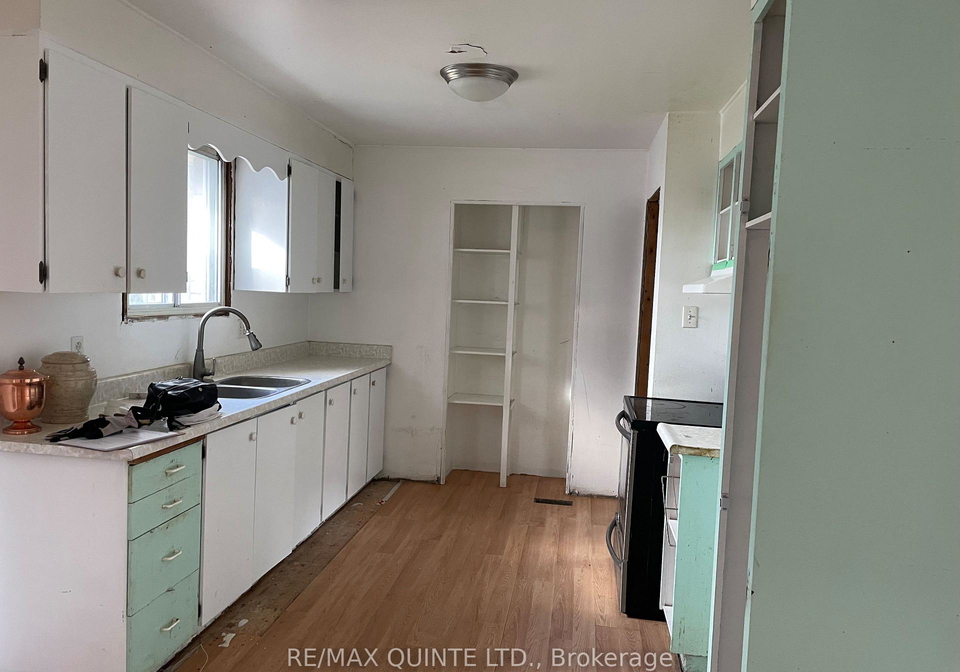 598-frederick-street-selwyn-ontario-x12575624