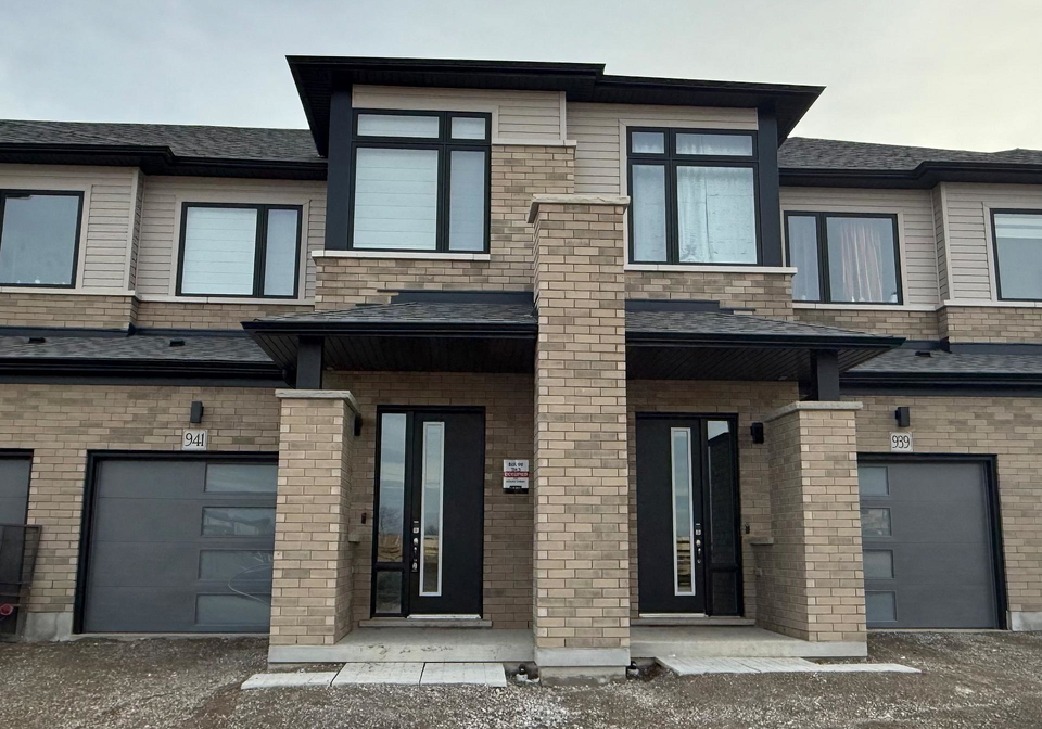 941-douro-street-stratford-ontario-x12575786