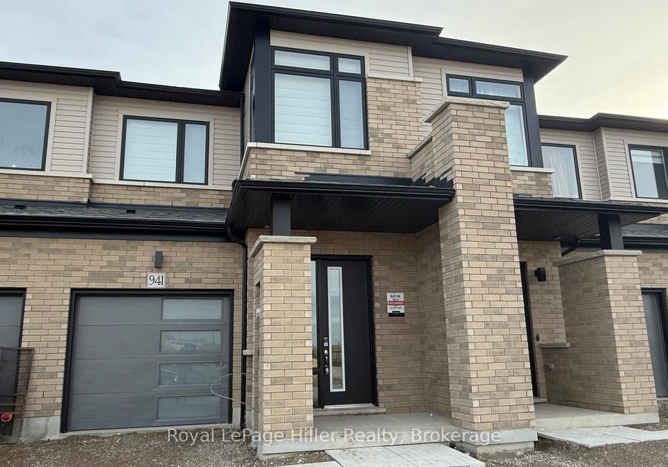 941-douro-street-stratford-ontario-x12575786