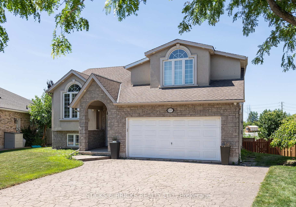 8207-beaver-glen-drive-niagara-falls-ontario-x12576102