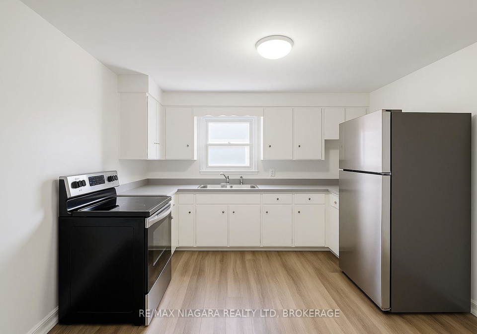6523-frederica-street-niagara-falls-ontario-x12576196