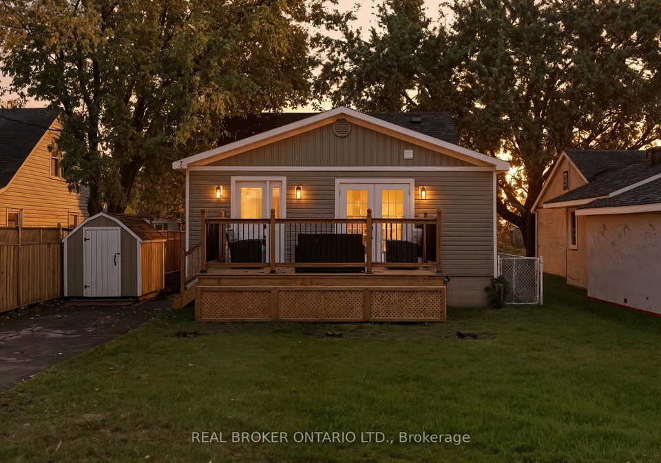 25-roosevelt-drive-smiths-falls-ontario-x12576308