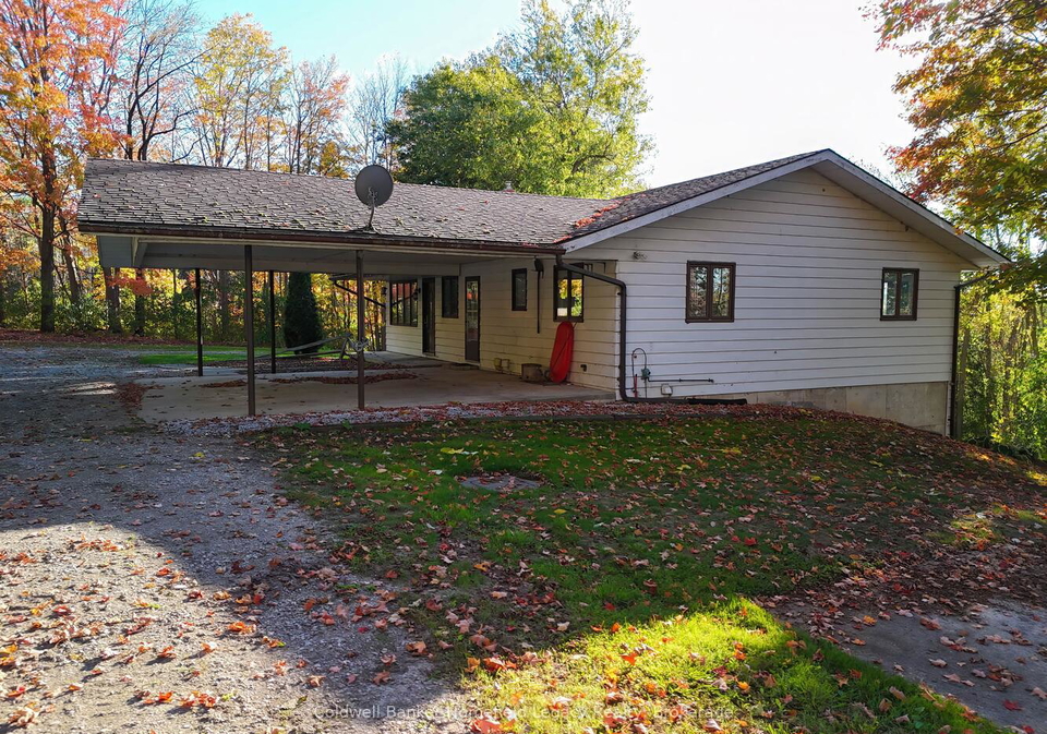 4920-line-10-line-e-perth-south-ontario-x12576758