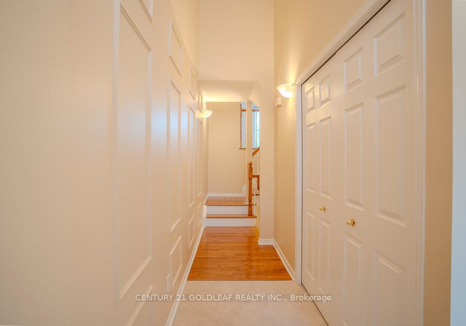 4-schoolhouse-private-ottawa-ontario-x12577276