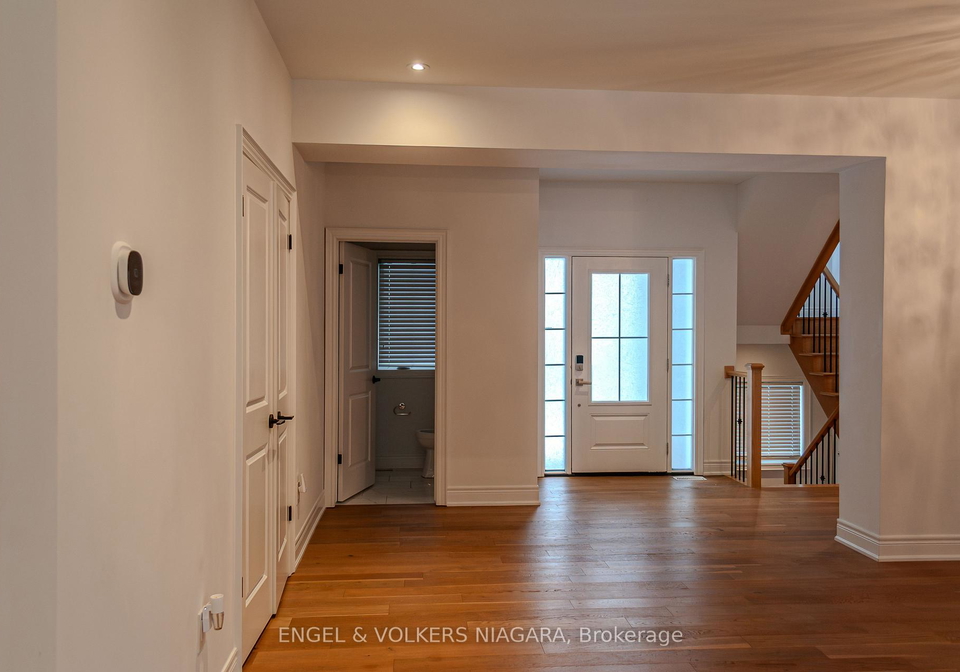 7171-lionshead-avenue-niagara-falls-ontario-x12577338