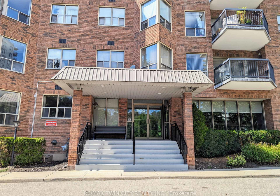 300-keats-way-waterloo-ontario-x12577472